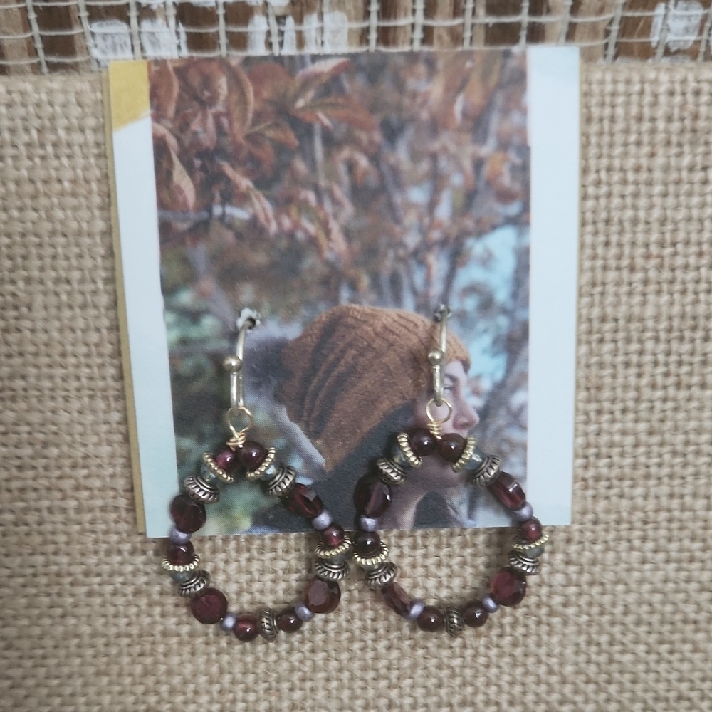NWT Hamdmade Garnet Earrings